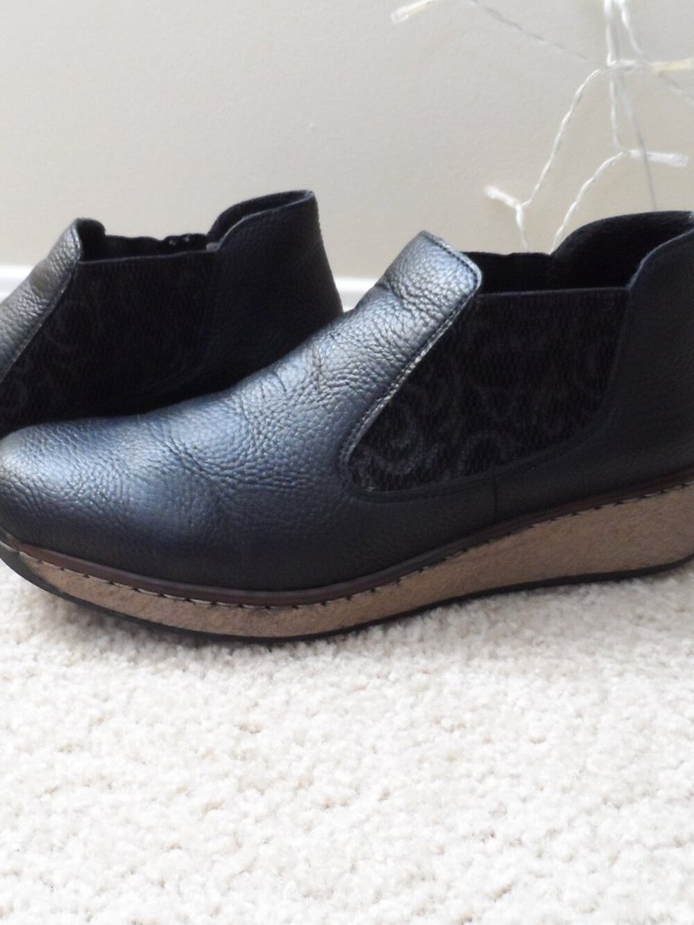 Rieker - ankle boots with elastic panels- sz., 39/8 USA